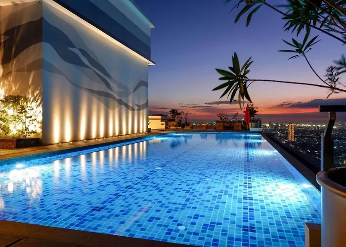 Aparthotel Executive Suite, Skyline Near Solaire & Mrt 4*