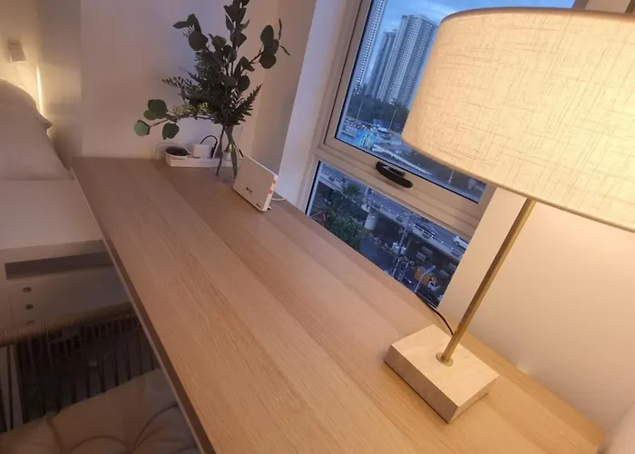Executive Suite, Skyline Near Solaire & Mrt Aparthotel 4*