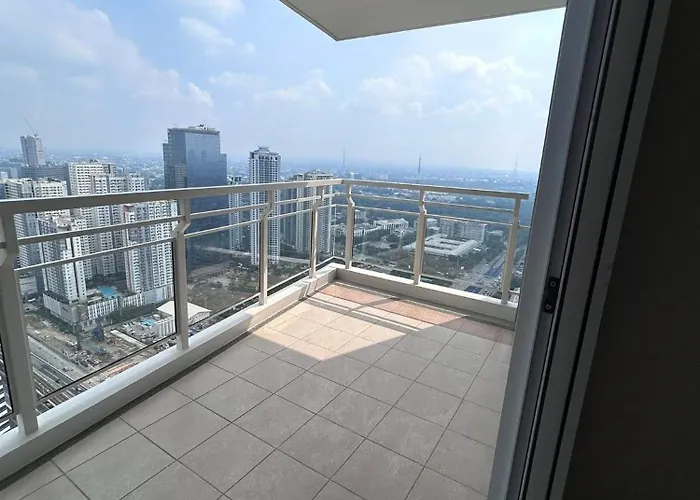 Executive Suite, Skyline Near Solaire & Mrt Manila
